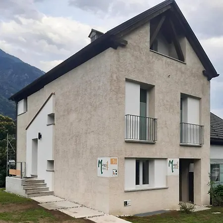 Maison 4 Soleil. Casa Design Luce E Natura Nyaraló