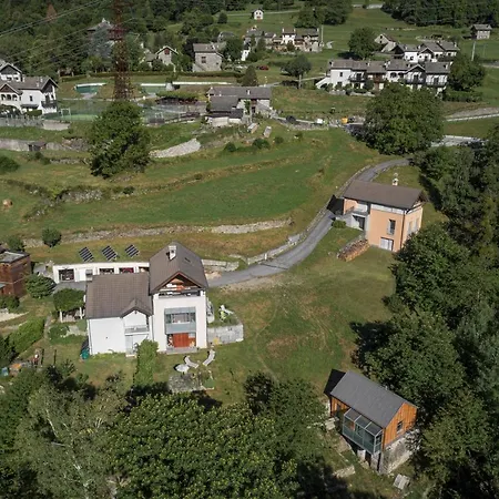 Prázdninový dům Maison 4 Soleil. Casa Design Luce E Natura Crodo