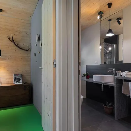 Maison 4 Soleil. Casa Design Luce E Natura