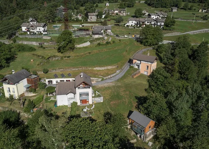 Сasa de vacaciones Maison 4 Soleil. Casa Design Luce E Natura Crodo