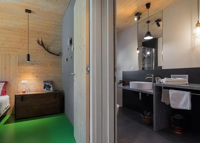 Maison 4 Soleil. Casa Design Luce E Natura